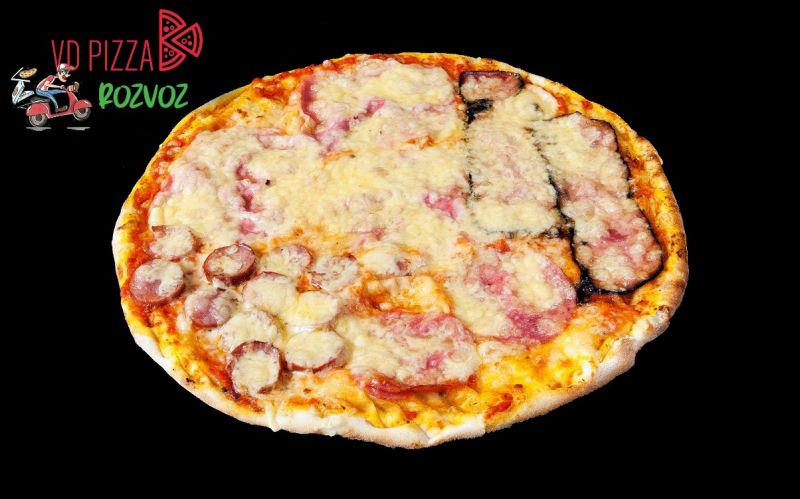 VDPizza Šternberk - 4. QUATTRO DI SALAMI - (mozzarela, slanina, salám, šunka, klobása, sýr)