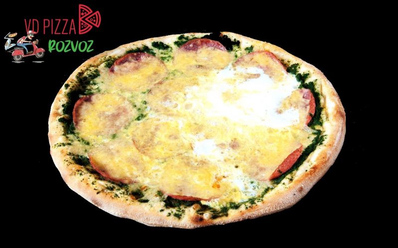 VDPizza Šternberk - 21. SPINACI - (špenát, vejce, salám, sýr)
