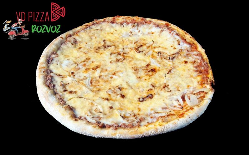VDPizza Šternberk - 35. TONNO - (tuňák, cibule, mozzarella, sýr))