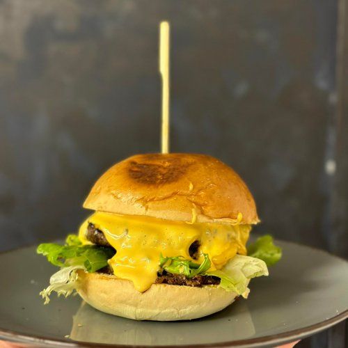 Božský Burger Velká Bíteš - Cheese burger (1,7)